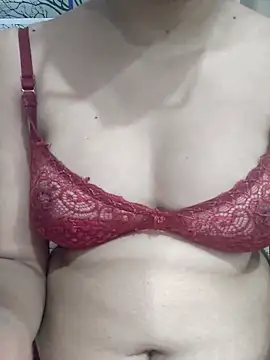 nikkibenza online show from March 11, 5:35 pm