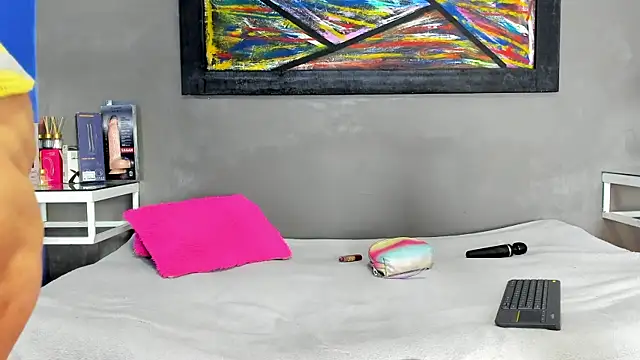 Charlotte curvy  online show from June 3, 8:24 pm