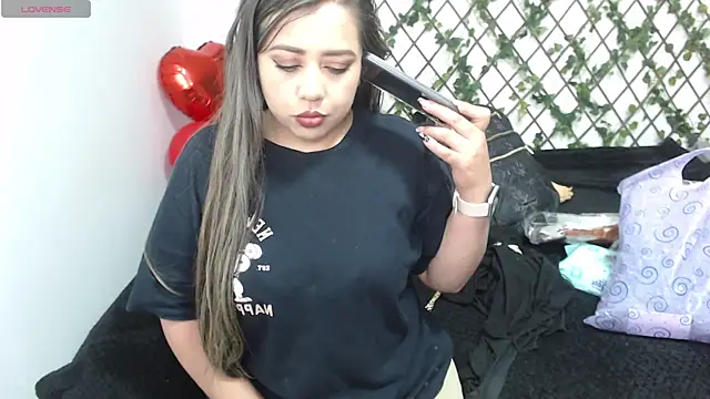 zahra Jalid online show from March 5, 8:42 pm