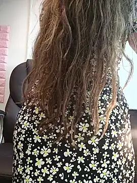 zahra Jalid online show from November 13, 10:57 pm