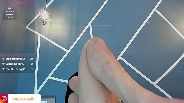 bruno cavalli online show from March 14, 5:35 am