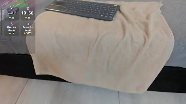 bruno cavalli online show from March 8, 12:44 am