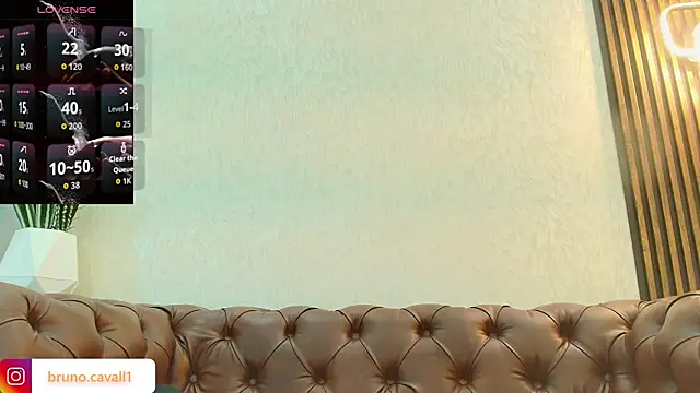 Snapshot of bruno_cavalli chatting on May 25, 5:44 pm bruno cavalli online show from May 25, 5:44 pm