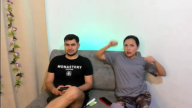 Snapshot of blueroom_party chatting on February 14, 6:29 pm blueroom party online show from February 14, 6:29 pm