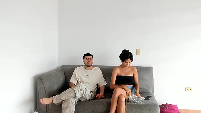 Snapshot of blueroom_party chatting on March 19, 1:18 pm blueroom party online show from March 19, 1:18 pm