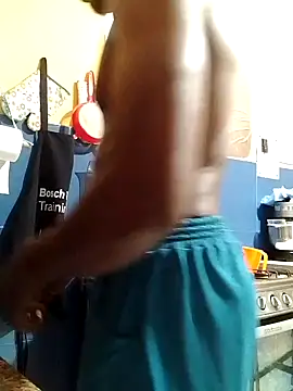 Snapshot of Elnegro28 chatting on September 15, 11:43 am Elnegro28 online show from September 15, 11:43 am