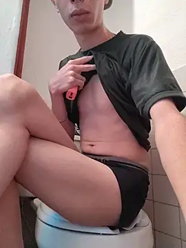 adriaav online show from March 31, 12:12 am