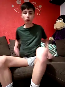 adriaav online show from February 2, 6:45 am