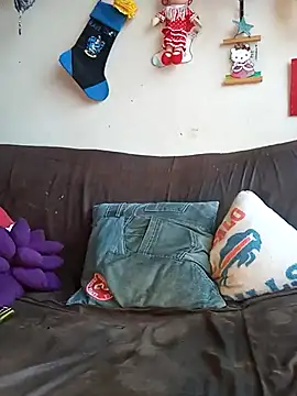 Snapshot of adriaav chatting on March 8, 10:24 pm adriaav online show from March 8, 10:24 pm