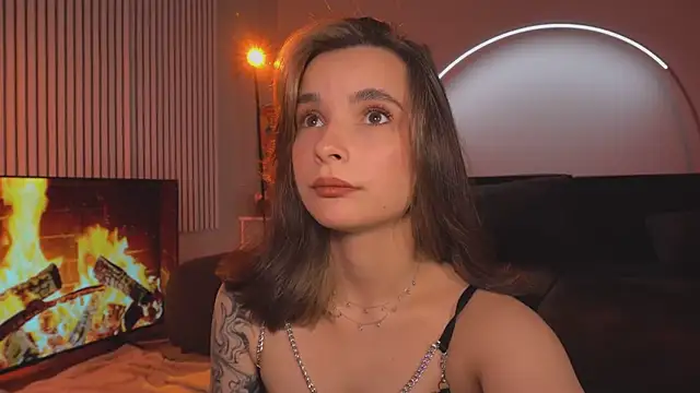 Bella Alita online show from June 5, 8:25 pm