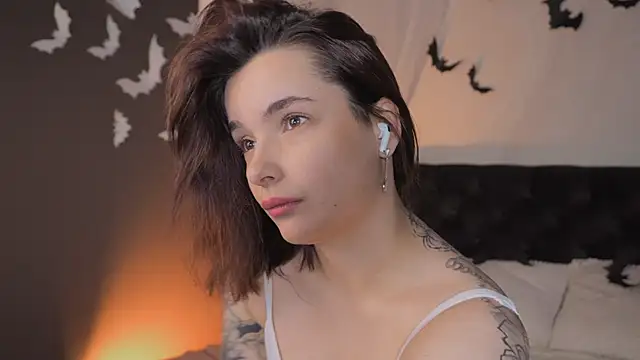 Bella Alita online show from October 28, 8:19 pm