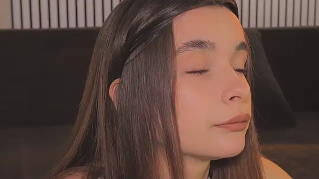 Bella Alita online show from May 2, 8:14 pm