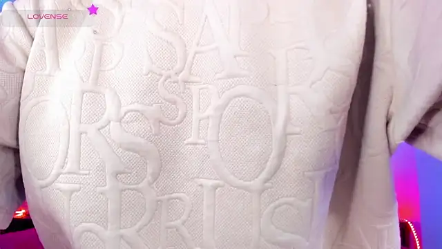 Ethan Boyy online show from April 1, 6:16 pm