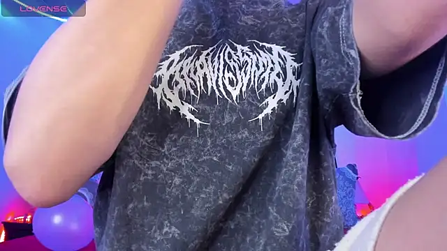 Ethan Boyy online show from April 7, 4:42 pm