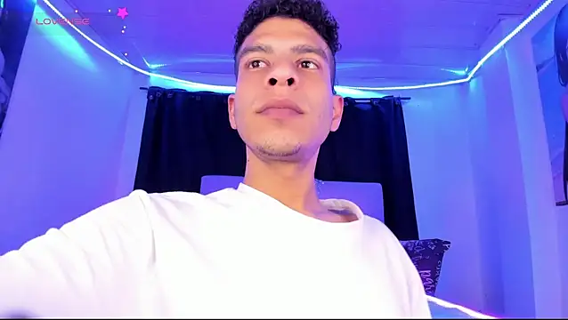 Ethan Boyy online show from May 31, 3:51 pm