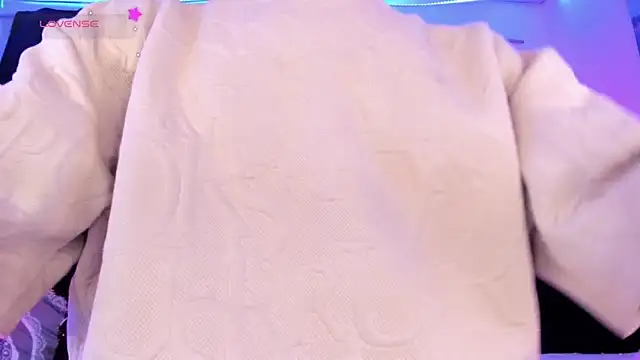 Ethan Boyy online show from March 12, 6:01 pm