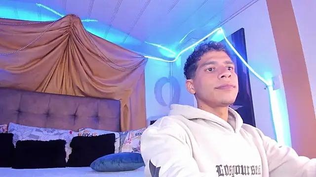Ethan Boyy online show from September 22, 11:22 pm