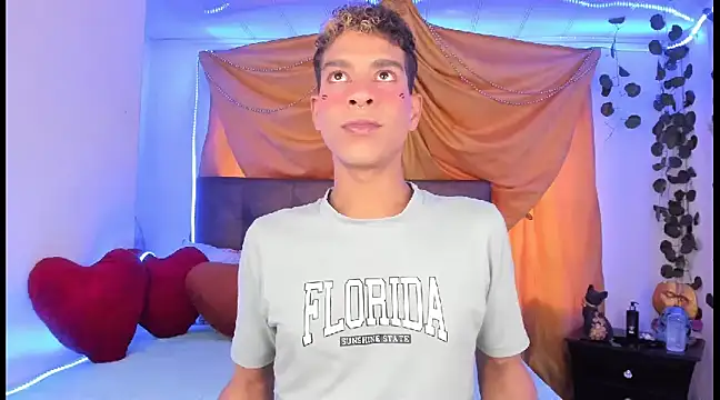 Ethan Boyy online show from March 15, 10:11 pm