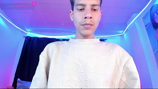 Ethan Boyy online show from April 20, 9:38 pm