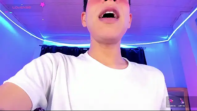 Ethan Boyy online show from May 11, 11:57 pm