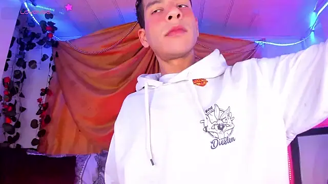 Ethan Boyy online show from January 10, 10:27 pm