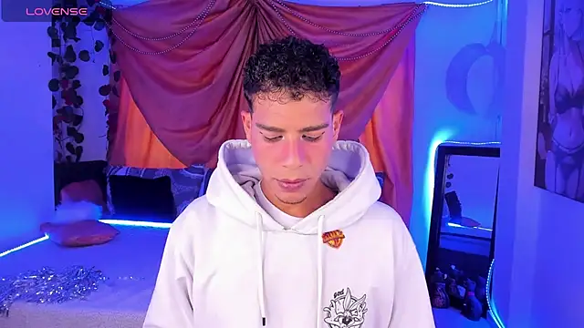 Ethan Boyy online show from October 22, 9:24 pm