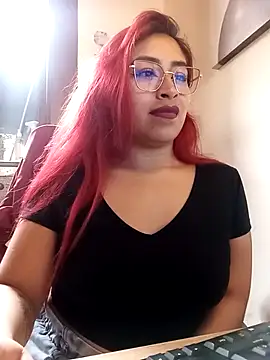 Snapshot of AnonymousGirl chatting on November 3, 7:06 pm AnonymousGirl online show from November 3, 7:06 pm