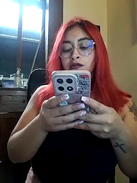 Snapshot of AnonymousGirl chatting on November 29, 7:36 pm AnonymousGirl online show from November 29, 7:36 pm