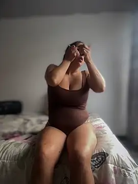 Miss  Melody online show from December 5, 12:15 pm