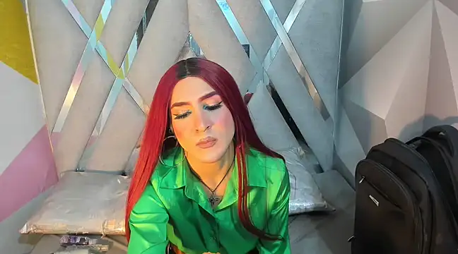 Snapshot of Georgina_Giio chatting on March 13, 10:57 am Georgina Giio online show from March 13, 10:57 am