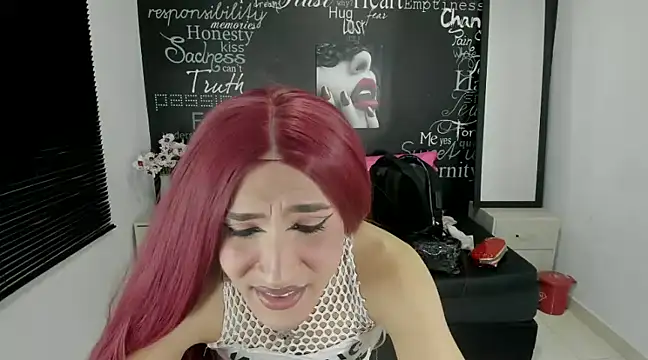 Snapshot of Georgina_Giio chatting on January 25, 4:34 am Georgina Giio online show from January 25, 4:34 am