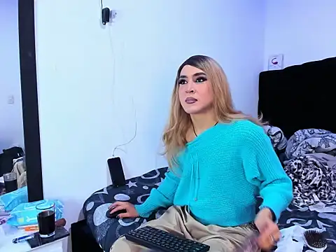 Snapshot of Georgina_Giio chatting on October 9, 8:48 am Georgina Giio online show from October 9, 8:48 am