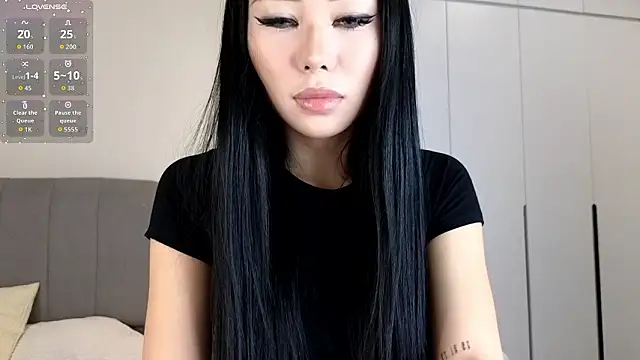 asianqueeny online show from March 8, 5:49 pm