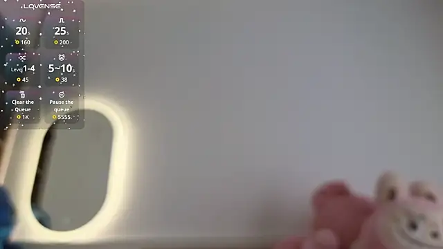 asianqueeny online show from July 13, 4:56 am