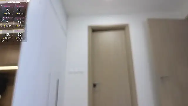 asianqueeny online show from March 11, 5:40 pm