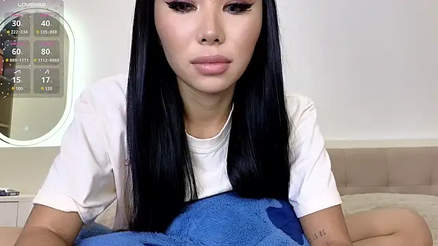 asianqueeny online show from May 11, 7:55 pm