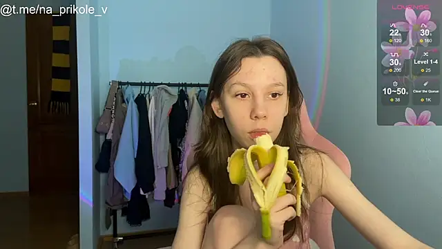 Snapshot of na_prikole_ chatting on October 1, 4:55 pm na prikole online show from October 1, 4:55 pm