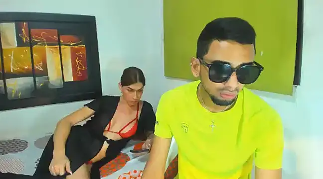 sweethoneytsx online show from March 14, 5:38 am