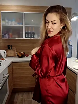 Miroslavadzm1 online show from April 15, 7:03 am