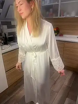 Miroslavadzm1 online show from February 10, 12:04 pm