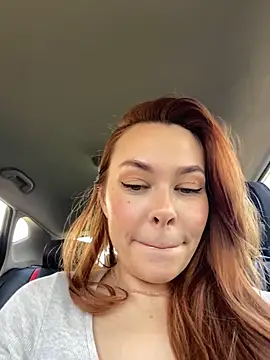 Kelley Allie online show from December 14, 8:31 am