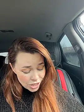 Kelley Allie online show from April 2, 10:11 am