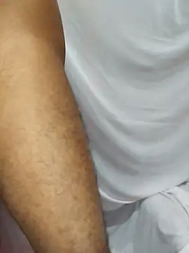 Snapshot of naughtyboy006 chatting on December 20, 3:37 pm naughtyboy006 online show from December 20, 3:37 pm