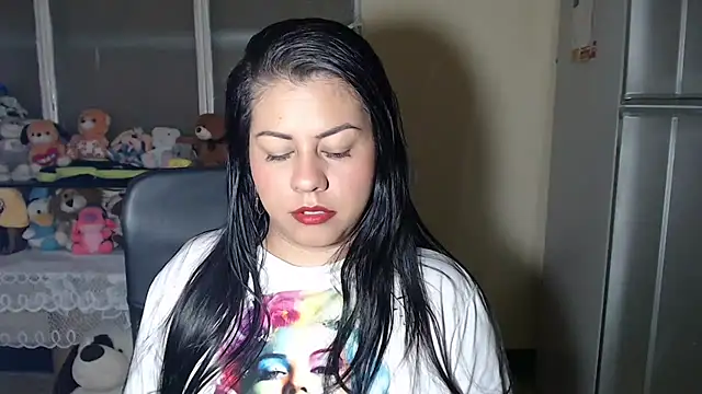 thamara226 online show from February 23, 11:55 am