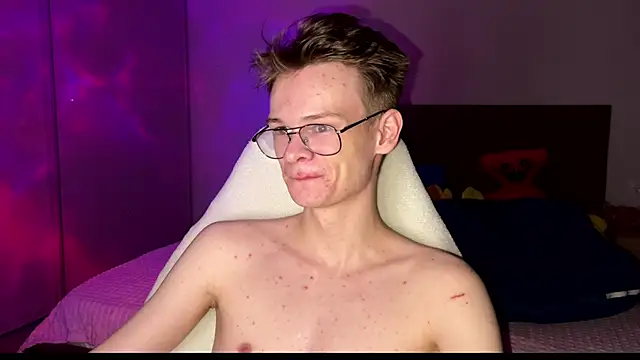 Wild boar1 online show from March 19, 6:23 pm