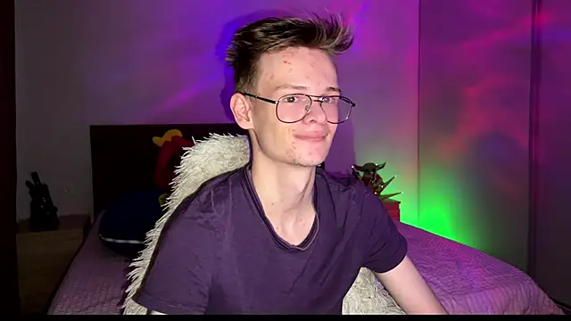 Wild boar1 online show from March 9, 1:56 am