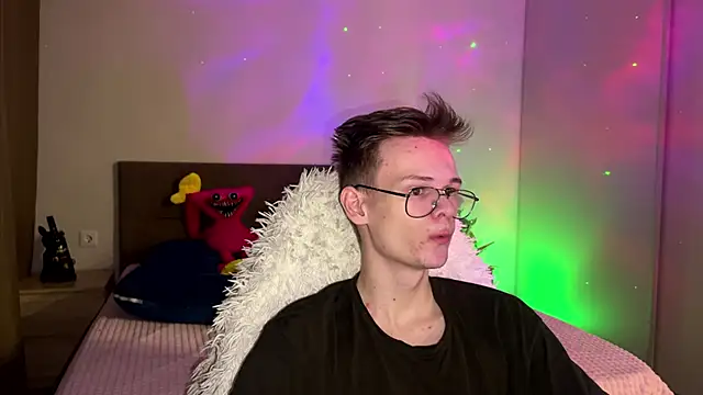 Wild boar1 online show from March 4, 7:11 pm