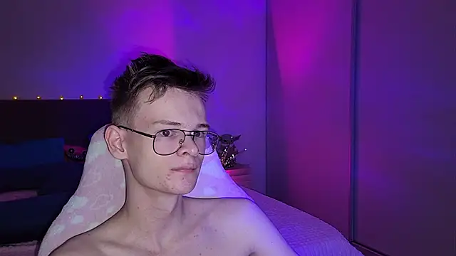 Wild boar1 online show from February 16, 3:47 am