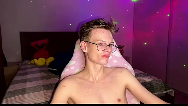 Wild boar1 online show from March 22, 11:31 pm