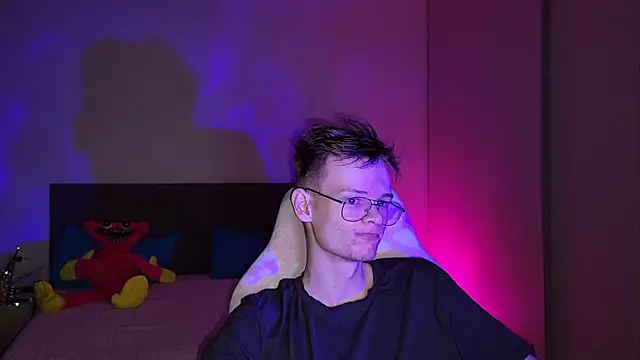 Wild boar1 online show from February 27, 7:47 pm